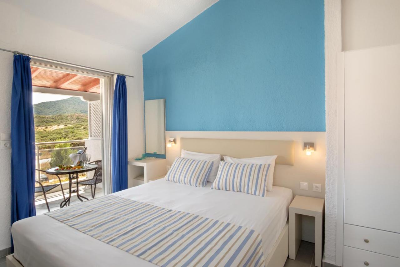 Blue Senses Apartments Sarti Dış mekan fotoğraf